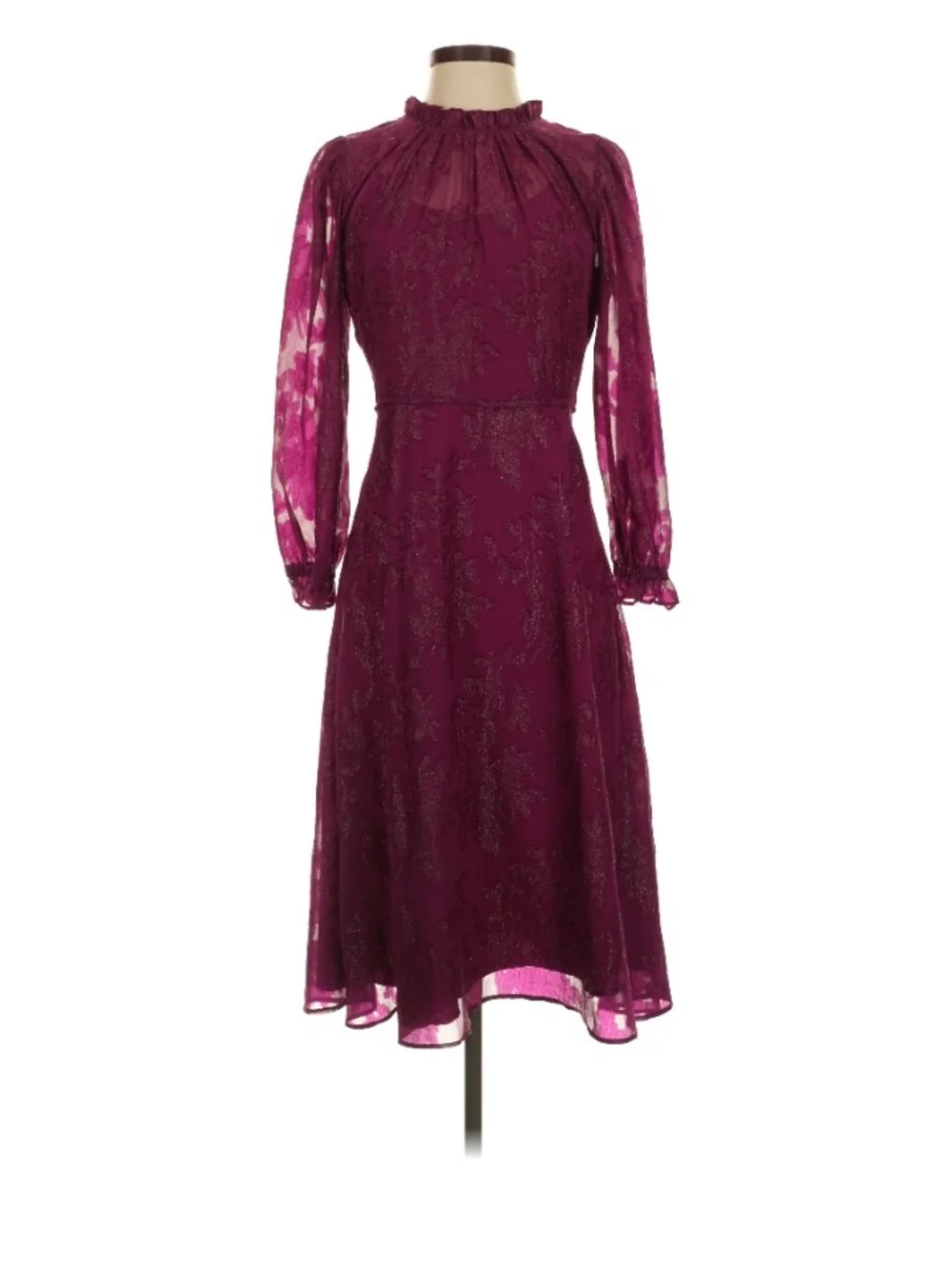 Elegant Burgundy Long-Sleeve Dress - Picture 3 of 9